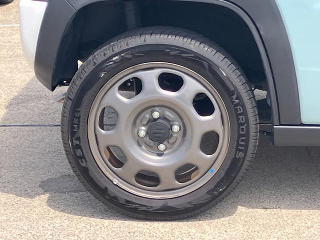 フットワークの軽い、運転ラクラクの足回り。タイヤの溝も、まだまだ！くわしくはスタッフへ。