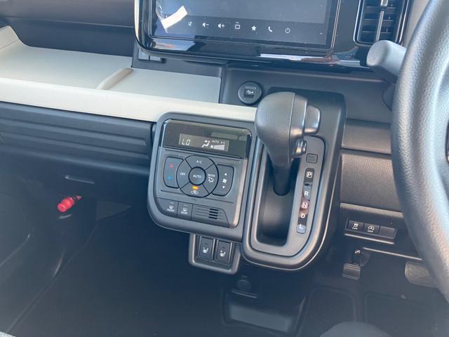 インパネシフトレバーの楽な運転姿勢と適切な操作性の確保により疲労を低減します。