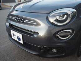 【ボディーカラー】Point1：ファッショングレーメタリック(エレガントな個性を表現したスタイリッシュなカラー)