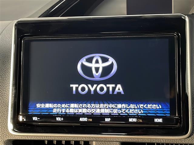 【純正ナビ】専用設計で車内の雰囲気にマッチ！ナビ利用時のマップ表示は見やすく、いつものドライブがグッと楽しくなります！