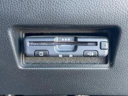 【ETC】高速道路の料金所をストレスなく通過！話題のスポットやサービスエリアに多い「スマートIC」利用時は必須のアイテムです。当店でセットアップを実施、ご納車当日からすぐにご利用いただけます！