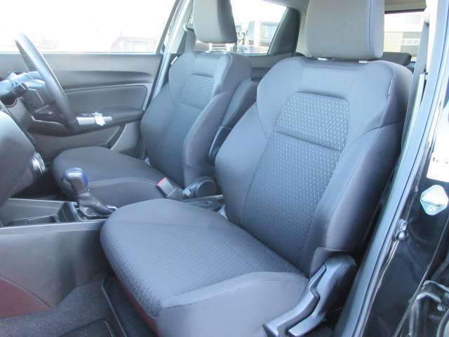 【内外装の状態】実物を見ながら詳細確認説明を正確に申し上げます。希望写真も承ります。