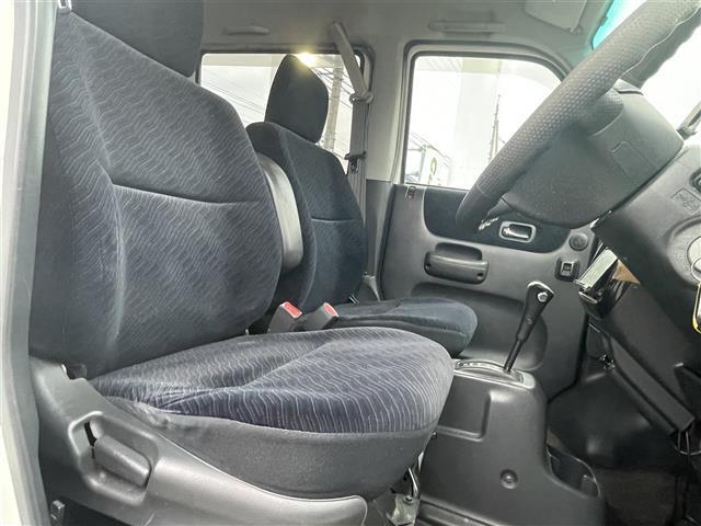 全国納車も可能です！全国展開のガリバーネットワークで、北海道から沖縄までどこでもご納車可能※です！詳細はお気軽にお問い合わせください！※車両運搬費がかかります。