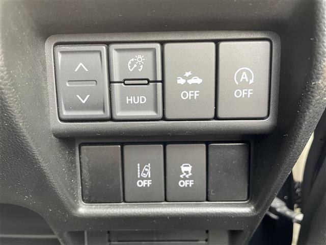 気になる車はすぐにお問い合わせください！画面右側の0066から始まる無料ダイヤルからお問い合わせ下さい！専門スタッフがお車のご質問にお答えいたします！