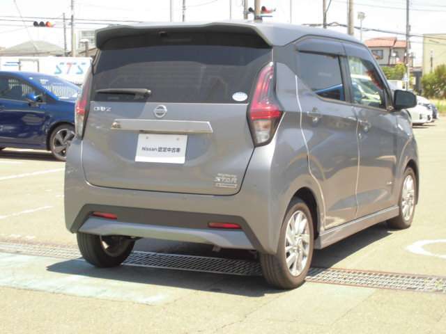 新車各店舗で下取りさせて頂いた良質なおクルマや、当社の試乗車だったおクルマなどを多数ご用意☆