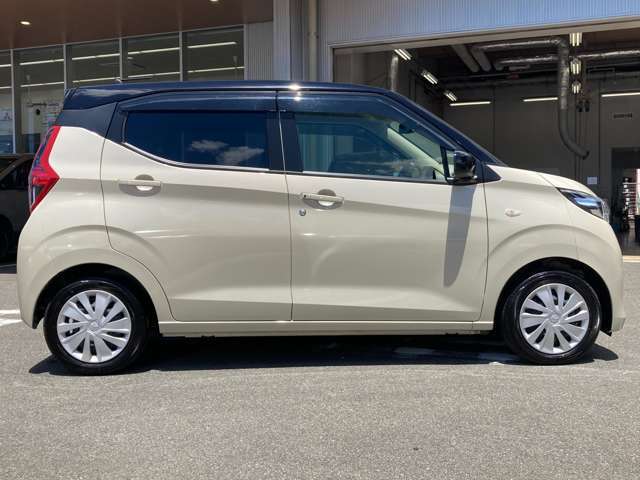 【ディーラーの車は高い？】実はそんなことないんです！ディーラーはオークションなどを使わず、自社で車を仕入れているので安いんです☆さらに諸費用も明確で安いので、総額で比較してみてくださいね♪