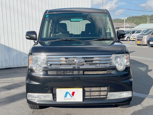弊社では、全車『修復歴なし』のお車のみ取り扱っております。専任バイヤーによる厳選した仕入れの後、入庫後の車両チェックを行い、ネクステージが認定した高品質な中古車をご提供しております。