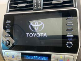 【9インチ　ディスプレイオーディオ】大画面ディスプレイへお持ちのスマートフォンと連携して、ナビやbluetoothでの音楽再生が可能です♪デザインはもちろん操作性も良好！別途ナビ機能の取付可能です♪