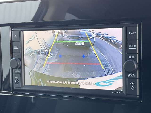 ◆純正ナビ◆【バックモニター】後ろのカメラの映像をモニターに映し出すことができます！後方の見えない死角や、障害物との距離感をしっかり確認することができます！駐車が苦手な方におすすめです。