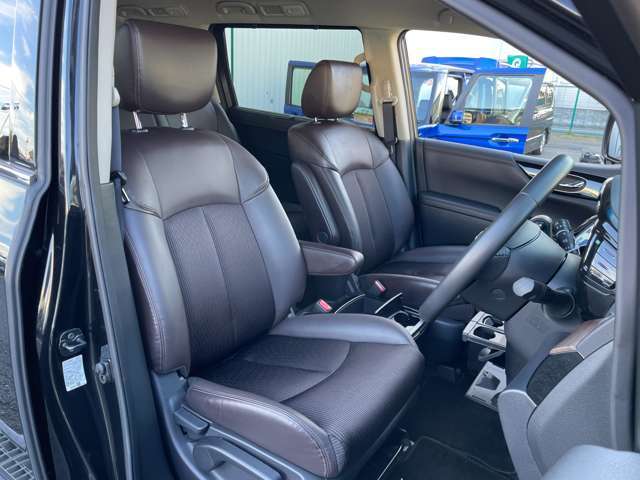 ◆【運転席】『運転席周辺』の画像になります。写真の内容に関してご不明点、ご質問等がございましたらお気軽にガリバー店舗までお問い合わせください。