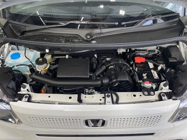 親切・丁寧な専門メカニックスタッフが応対！・車検・点検整備・事故等の修理などアフターサービスも安心。お車のカスタマイズもネクステージのサービススタッフまでご相談ください！