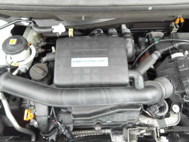 ネットワークを生かし、全国から厳選した良質車を展示場にて取り揃えております。お客様の安心で安全なカーライフを全力でサポートいたします！多数のメーカーの車両を、販売おります！