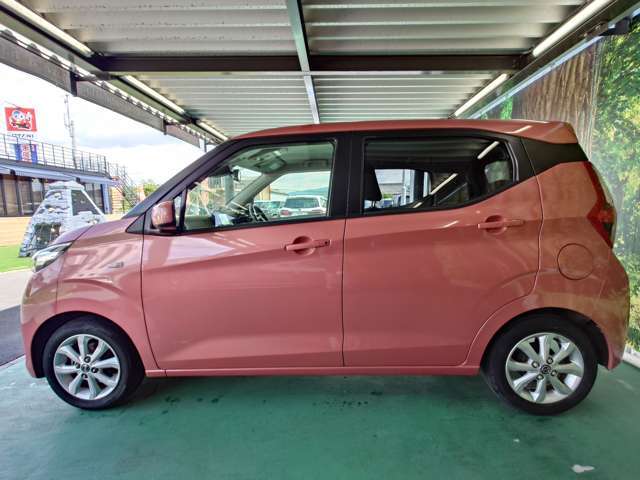 ■全車両保証付き■　当社では届出済未使用車でも新車と同様の保証をつけて販売しております。また各店舗に最新の整備工場とプロメカニックが常駐しておりますのでアフターメンテナンスもお任せください！