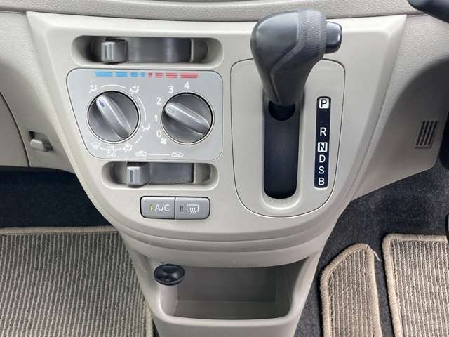 掲載後わずか1日で売れてしまう車も多いです！ご来店の際は事前にオーシャンデザイン白根店　TEL：025-378-0163　へご連絡を♪