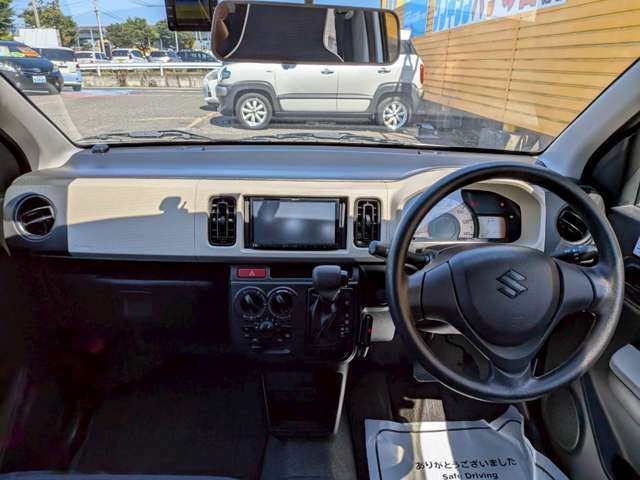 視認性の良い運転席！！運転もラクラク