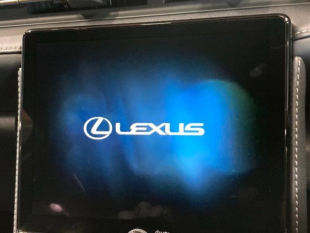 【9.8インチ　ディスプレイオーディオ】大画面のディスプレイはAppleCarPlayやAndroidAutoが利用可能。大きな画面でスマホナビアプリ等が利用いただけます♪