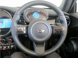 ◆体に合せてステアリングポジションを設定できるチルト機能付◆