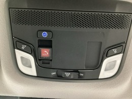 Honda CONNECT搭載車です。「Honda Total Care プレミアム」に加入頂くと、「緊急サポートセンター」や「Honda ALSOK駆けつけサービス」などのサービスが受けられます。