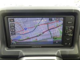 【純正ナビ】ナビゲーションシステム装備なので不慣れな場所へのドライブも快適にして頂けます♪