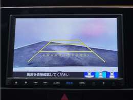 ◆バックカメラ◆リバースにするだけで映ります、後方の安全確認や、狭い駐車場での車庫入れ、雨の日や夜間など視界の悪い時に便利です！安全にバックする為には欠かせない装備です。