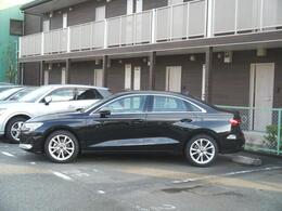 東京方面からお越しのお客様は、西一之江交差点を越えた後の仲井堀通りを即左折、更に一つ目の十字路を左折して頂きますと、西一之江交差点の反対車線店舗入り口へ進入可能となります。