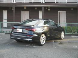 遠方へのご納車も承っております。　ご納車後は最寄のアウディ正規ディーラーで点検整備や保証修理が受けられます。