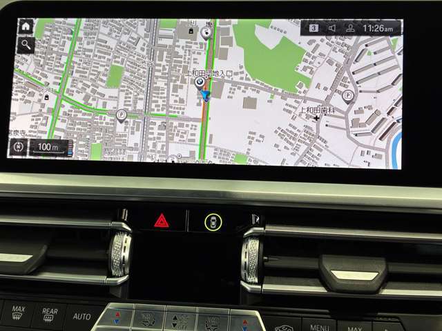 iDriveHDDナビゲーションになります。操作はコントローラーとタッチパネルにて操作いただけます。
