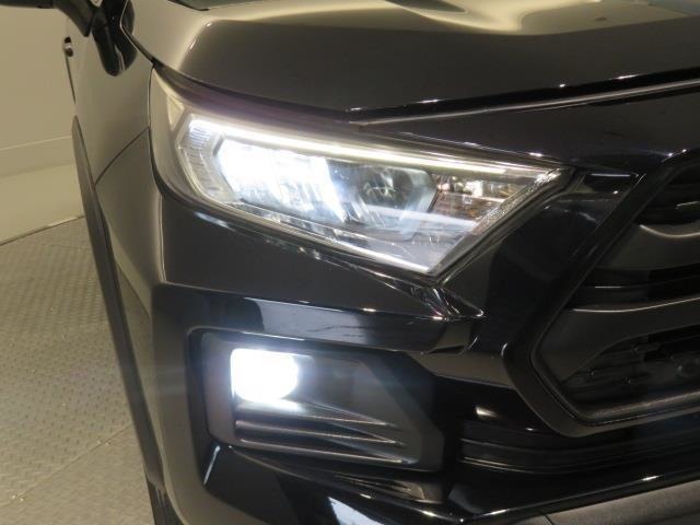 ★LEDヘッドライト★LEDは明るく遠くまで照らす光量で夜間走行の視認性を高めます。長寿命で省電力！見た目もスタイリッシュです。