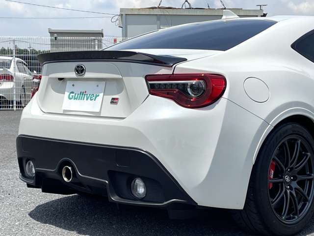 当店での限定販売車両となります。全国へご納車しておりますので遠方のお客様もお気軽にお問合わせ下さい！