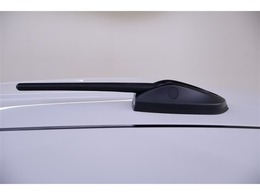 ラジオアンテナは可倒式です。