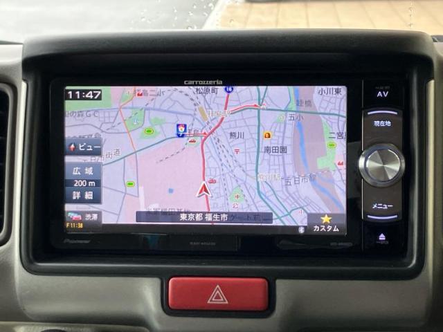 WECARSの店舗にはキッズコーナーがございます！お子様連れのお客様もごゆっくり車選びをお楽しみいただける空間です！