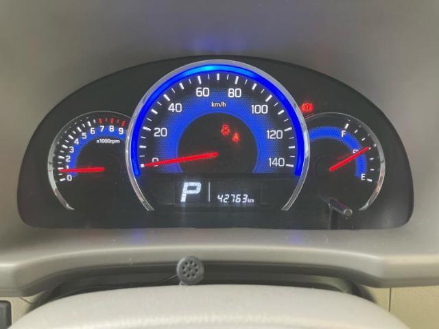 WECARSの展示場では実際に見て、触ってお車をお選びいただけます！知識の豊富な営業スタッフが様々なカーライフをご提案いたします！