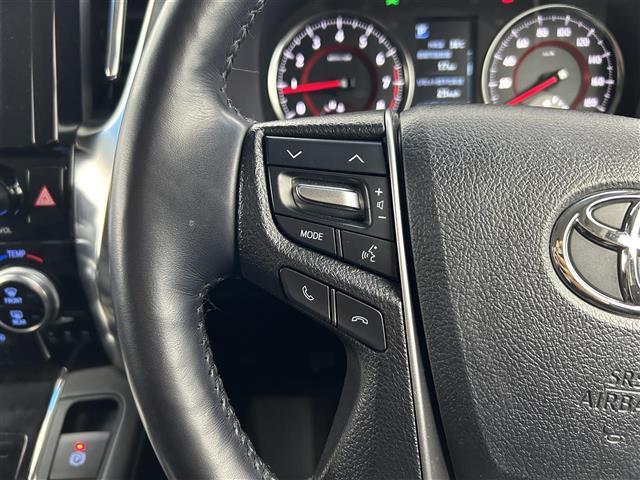 【運転席操作部】快適なドライブを楽しむための機能が装備されています！運転席から触れるので、使いやすいです！除菌プランいれていただくと、さらに清潔で安心していただけます！
