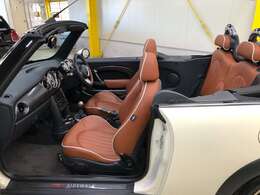 レトロでかわいい第一世代のコンバーチブルの特別仕様車！オシャレな専用パーツで魅せるサイドウォーク！タマ数少なく、大変希少です。コンディションの良い個体には滅多にお目にかかれません。