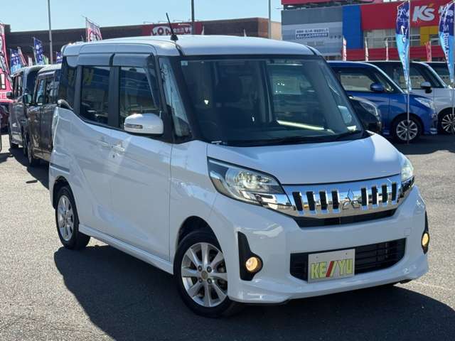 ご納車前のボディガラスコーティングやポリマーコーティングも専門業者が常駐しておりクオリティの高いコーティングを低価格にてご提供しております♪リアガラスへのフィルム貼り付けも低価格でご案内しております♪