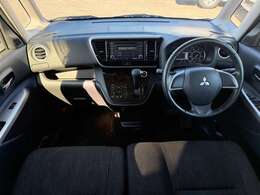 自社陸運局認証工場完備！国家資格車検検査員資格を持った整備士による整備。ステレオ、エアコン等走行に関係のない所も不具合箇所があれば修理してお渡しいたします。