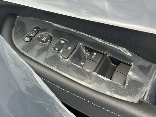 ★納車前に、専属のクリーニングスタッフが、ピッカピカにクリーニングして納車いたします！もちろん、ピッカピカの状態でお渡しするクリーニング費用も支払総額に含まれています！