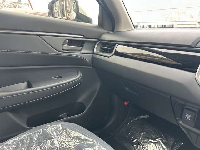 ★お車についてのお問合せは、お気軽に、どしどしお問い合わせください！その他車種についてのご提案もお任せください！お問い合わせは、お電話でも、LINEでもOK！