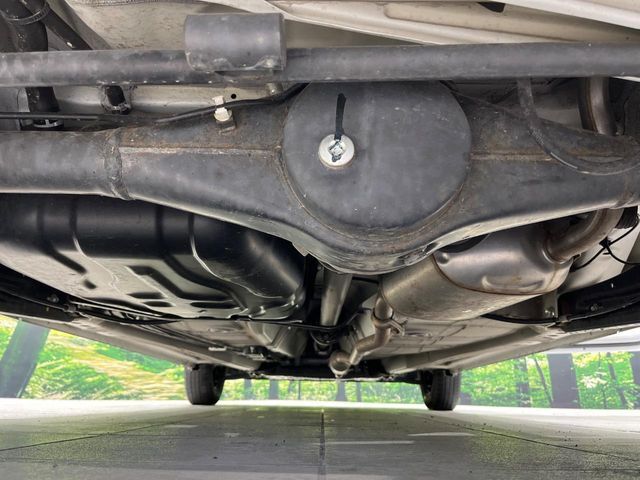 下回りがきれいなうちに、防錆加工の施工がオススメ。降雪地域はもちろん、沿岸部にお住いの方や、趣味でマリン・ウィンタースポーツをされる方にご好評いただいております。