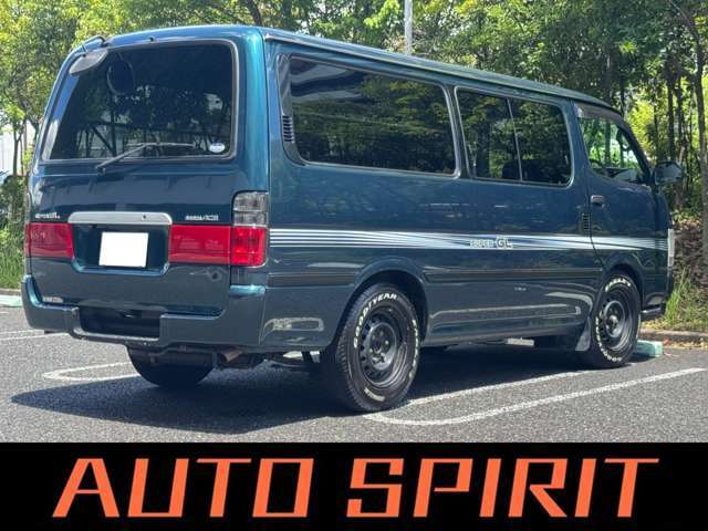 車両販売だけではなく、車検や鈑金塗装、アフターサービスもおこなっております。さらに大切に乗られてきたお車も、納得の価格で買取もいたしております