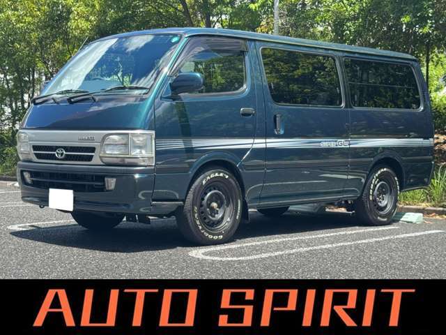 車両販売だけではなく、車検や鈑金塗装、アフターサービスもおこなっております。さらに大切に乗られてきたお車も、納得の価格で買取もいたしております