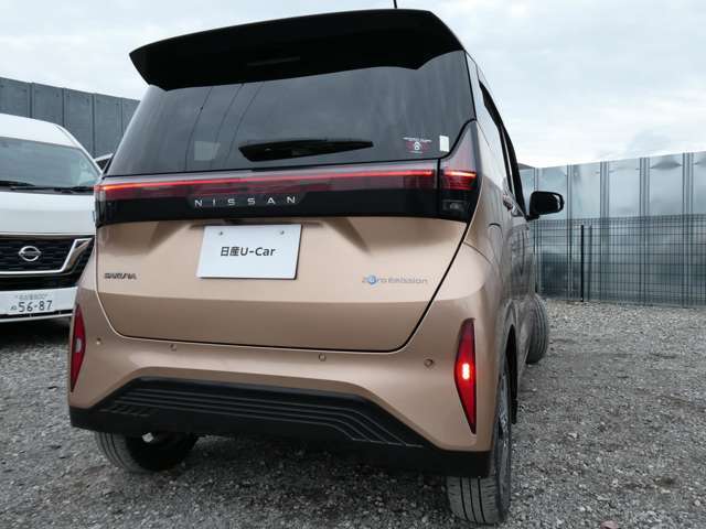 寒冷地仕様・ホットプラス＆クリアビューパッケージです。リアフォグランプはリアフォグランプは霧や雨の日の視界が悪い時にご使用ください。