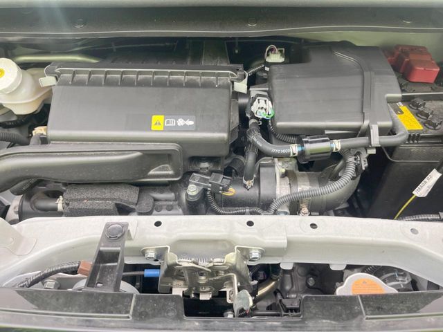 親切・丁寧な専門メカニックスタッフが応対！・車検・点検整備・事故等の修理などアフターサービスも安心。お車のカスタマイズもネクステージのサービススタッフまでご相談ください！