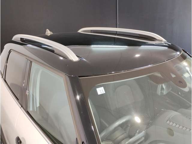 【ユアーズルーフ】コンバーチブルにオプションで設定が可能なユニオンジャック柄のユアーズソフトトップ！その存在感はMINIでしか味わえません☆