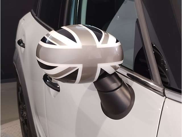 ★他府県の御客様も大歓迎！☆お勧めの1台！早い者勝ちです！☆車両詳細はMINI　NEXT箕面店迄！★【フリーダイヤル：0078-6002-210897迄】お問合せ下さいませ！