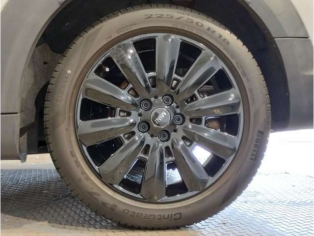 ☆お洒落は足元から☆洗練されたデザインのアルミホイール☆フリーダイヤル：0078-6002-210897迄】お問合せ下さいませ！