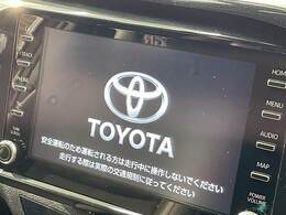 【純正ナビ】一体感のあるナビは、高級感ある車内を演出してくれます。Bluetooth再生などオーディオ機能も充実しておりますので、運転もより楽しめます♪