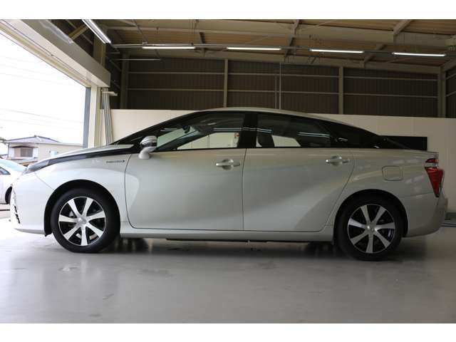 現在お乗りのお車の査定・買取もおこなっております。ご来店時、その場で即査定。納得の査定額にご期待下さい