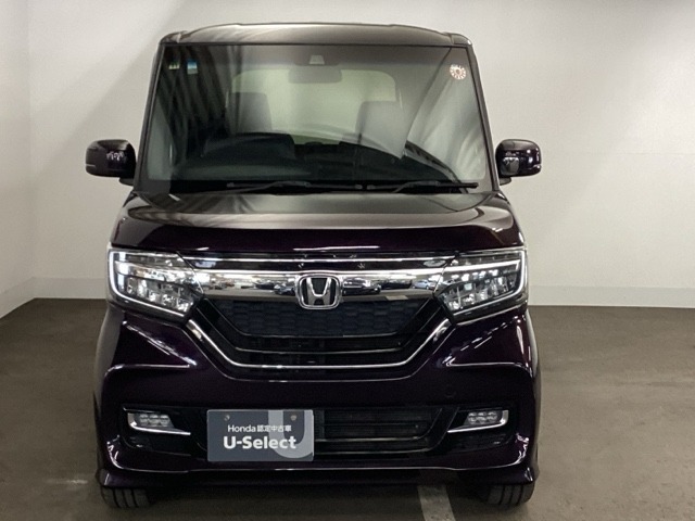 一目見てホンダ車だとわかるカッコいいフロントマスクです！