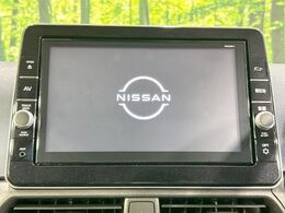 【純正ナビ】人気の純正ナビを装備。オーディオ機能も充実しており、Bluetooth接続すればお持ちのスマホやMP3プレイヤーの音楽を再生可能！毎日の運転がさらに楽しくなります！！